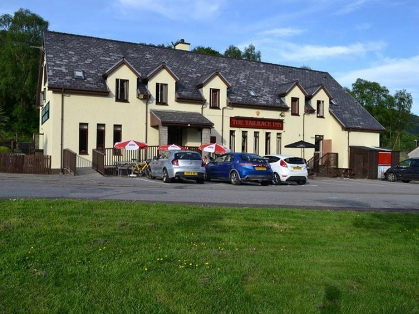 Tailrace Inn 金洛赫利文 外观 照片
